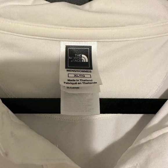 Men’s The North Face Tshirt - Picture 4 of 5